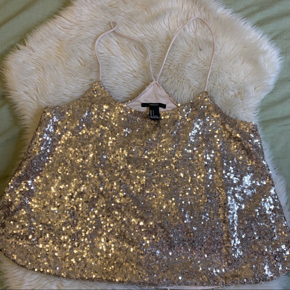 Size small new sequin top